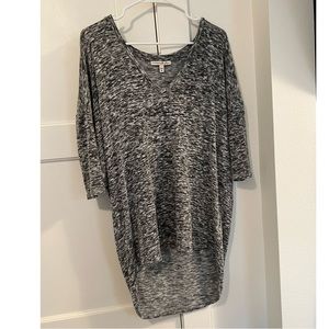 Soft and cozy Express One Eleven heathered grey tunic, 3/4 sleeve, size Large